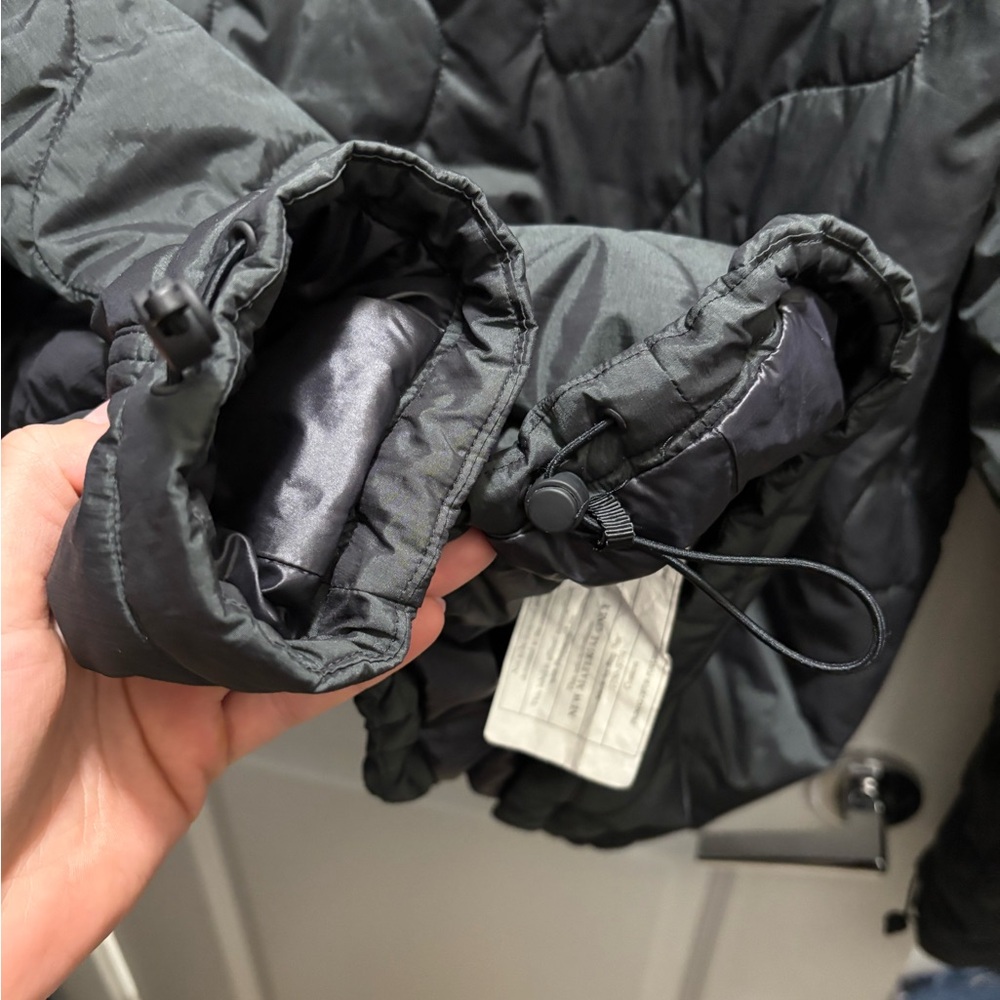 Lululemon Insulated Quilted Pullover Jacket - Heathered Black - Picture 4 of 6